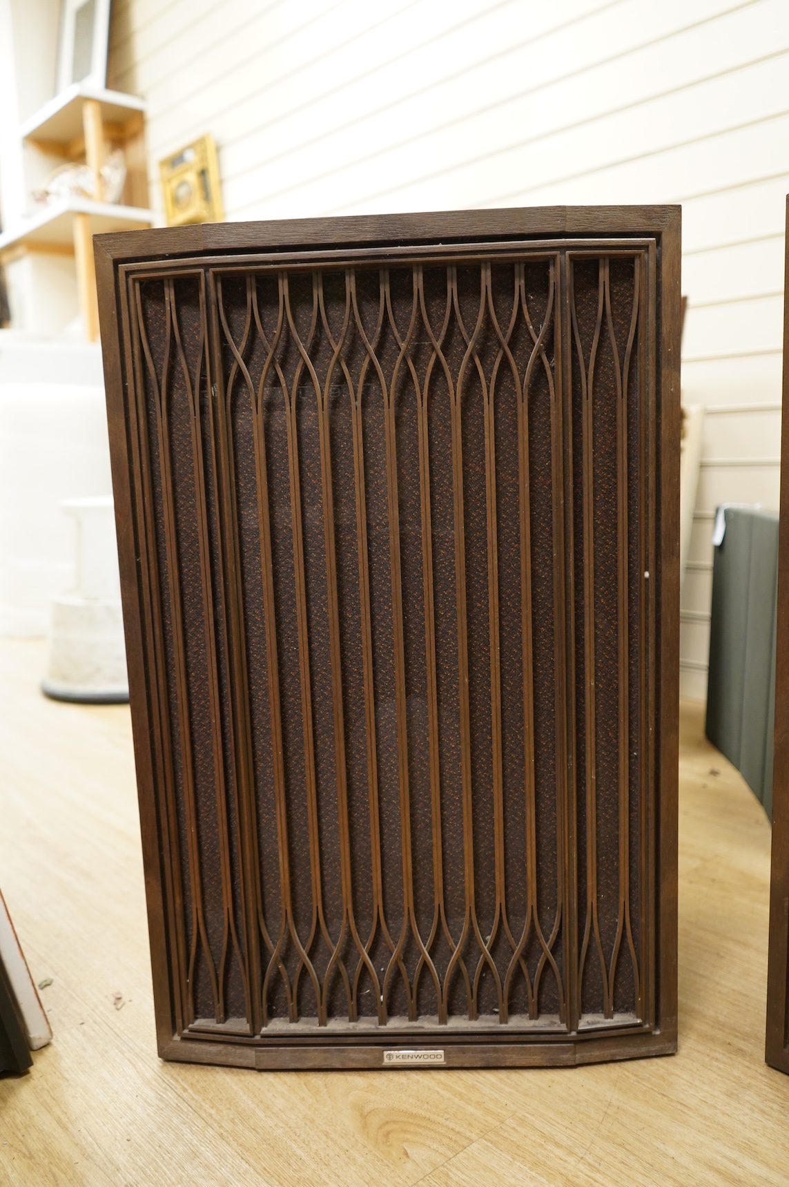 A pair of Kenwood KL-999X floor standing speakers, 68.5cm high, together with a pair of Sansui SP-X6 floor standing speakers, 63cm high